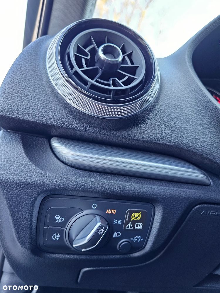 Audi A3 Limousine 1.6 TDI Sport - 24