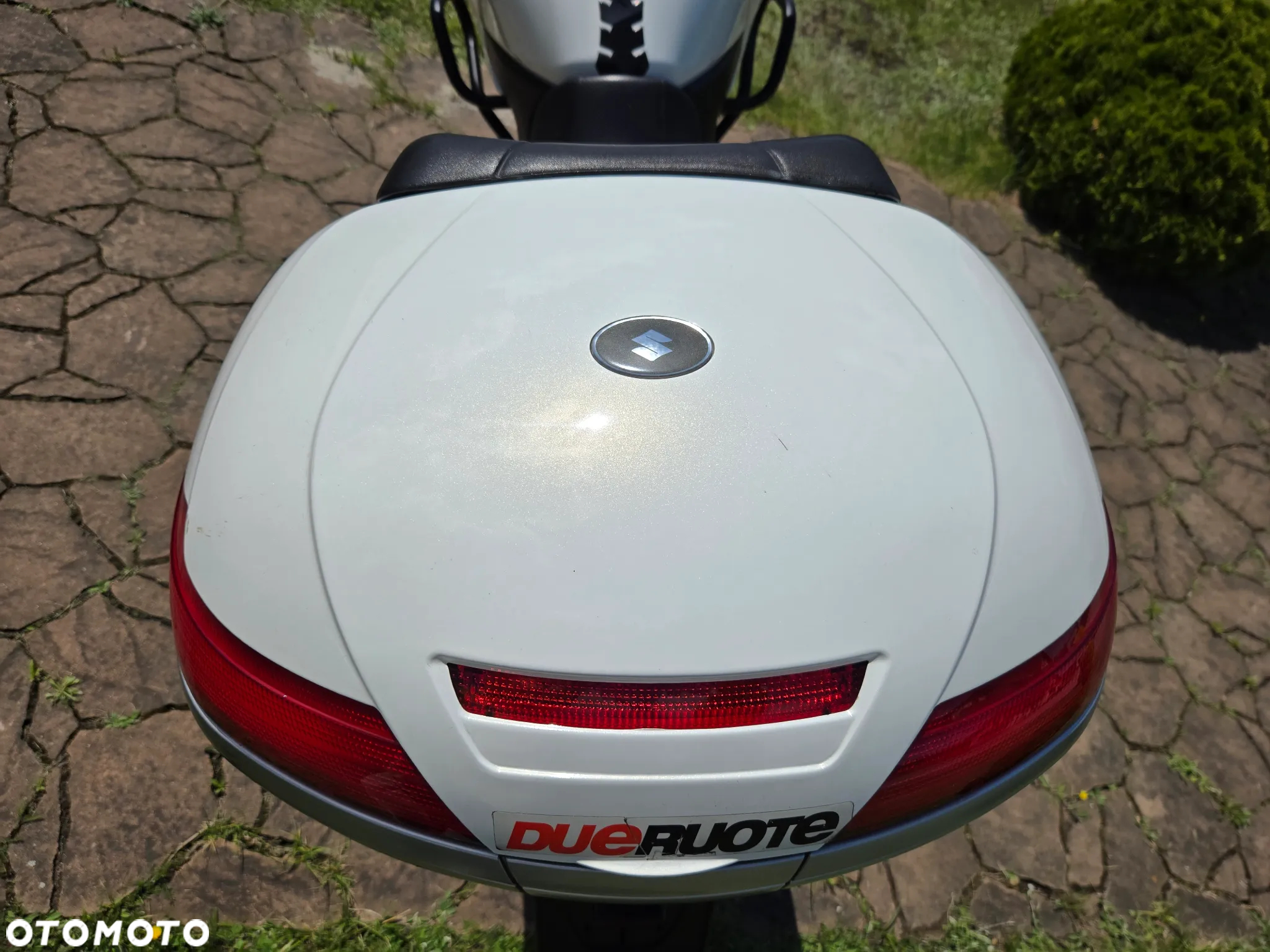 Suzuki V-STROM - 8