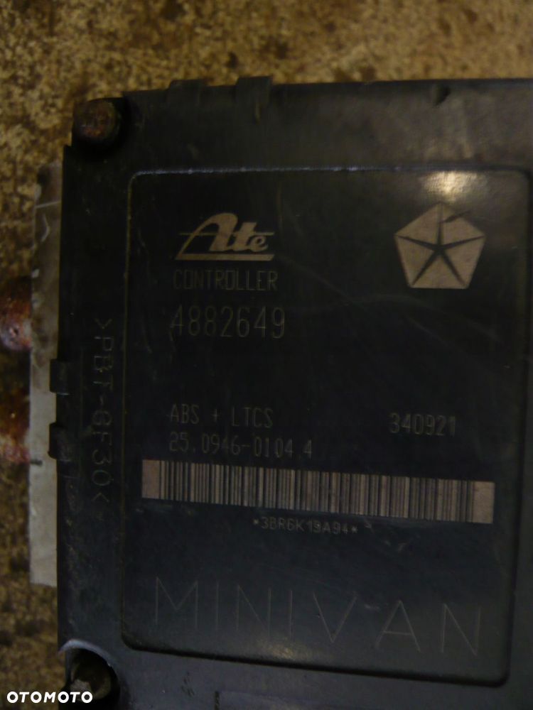 pompa hamulcowa abs 4882649 chrysler voyager - 2