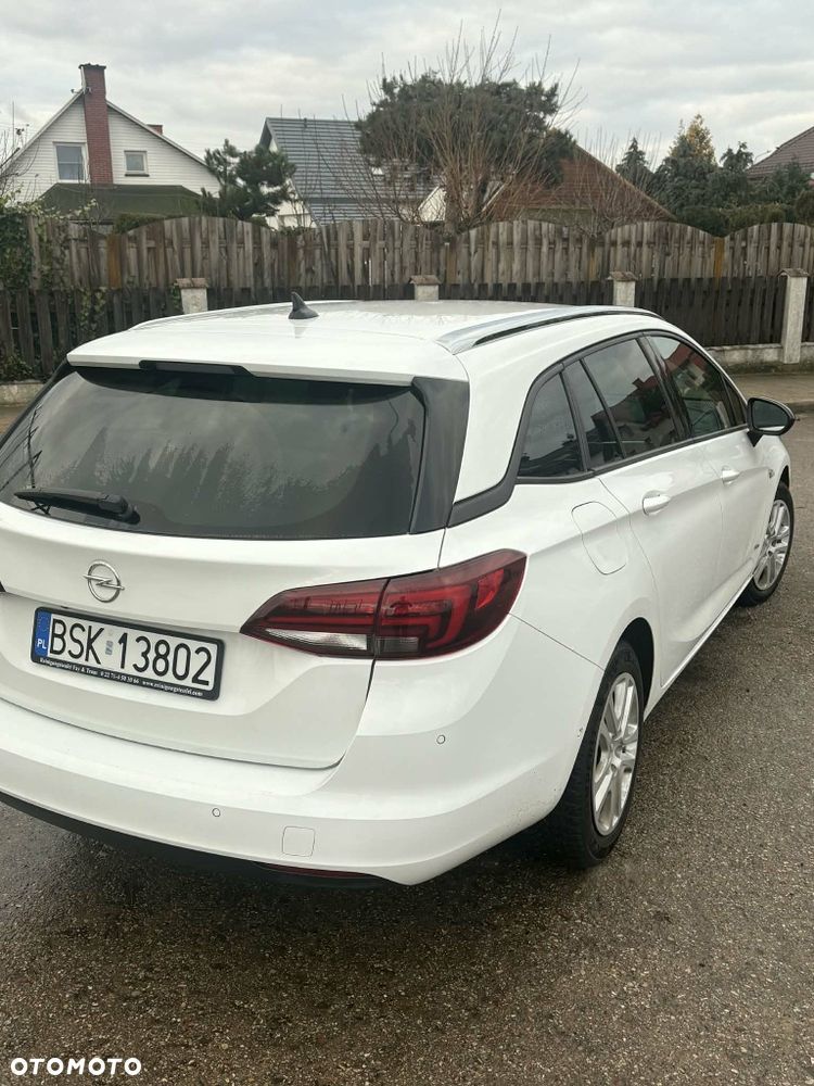Opel Astra - 2