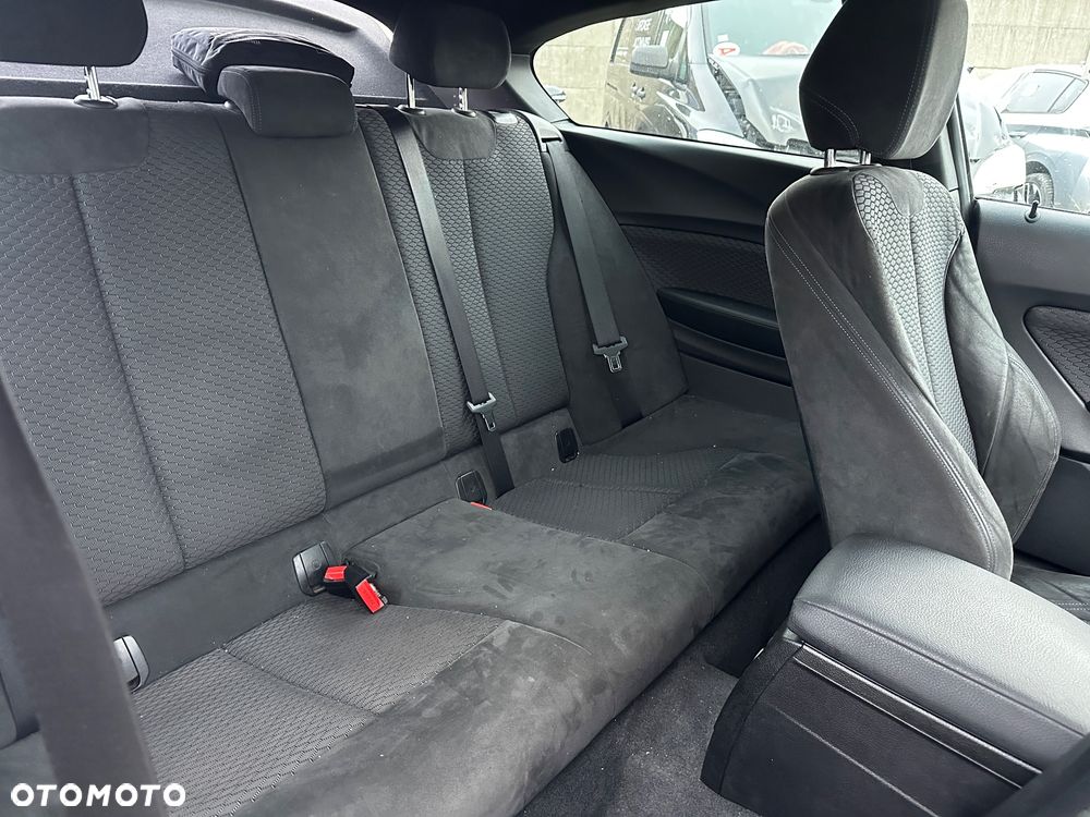 BMW Seria 1 125d Sport-Aut - 24