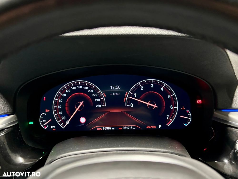 BMW Seria 5 540i xDrive AT - 13