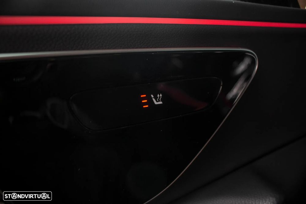 Mercedes-Benz E 220 d AMG Line - 18