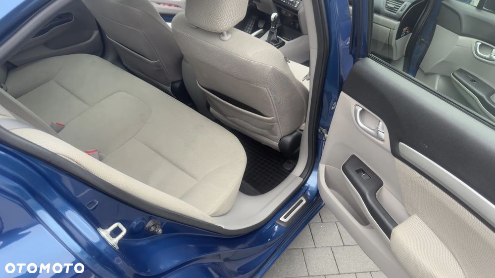 Honda Civic 1.8 Executive - 8
