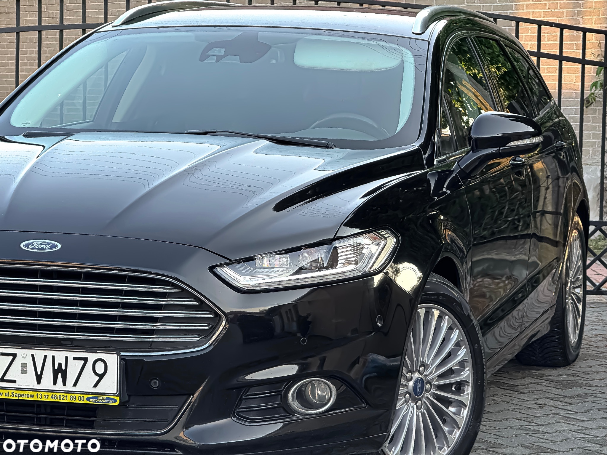 Ford Mondeo 2.0 TDCi Start-Stopp PowerShift-Aut Titanium - 4