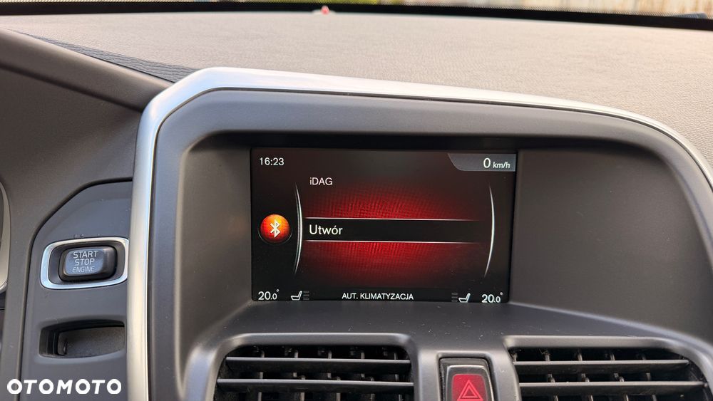 Volvo XC 60 D4 Geartronic Summum - 33