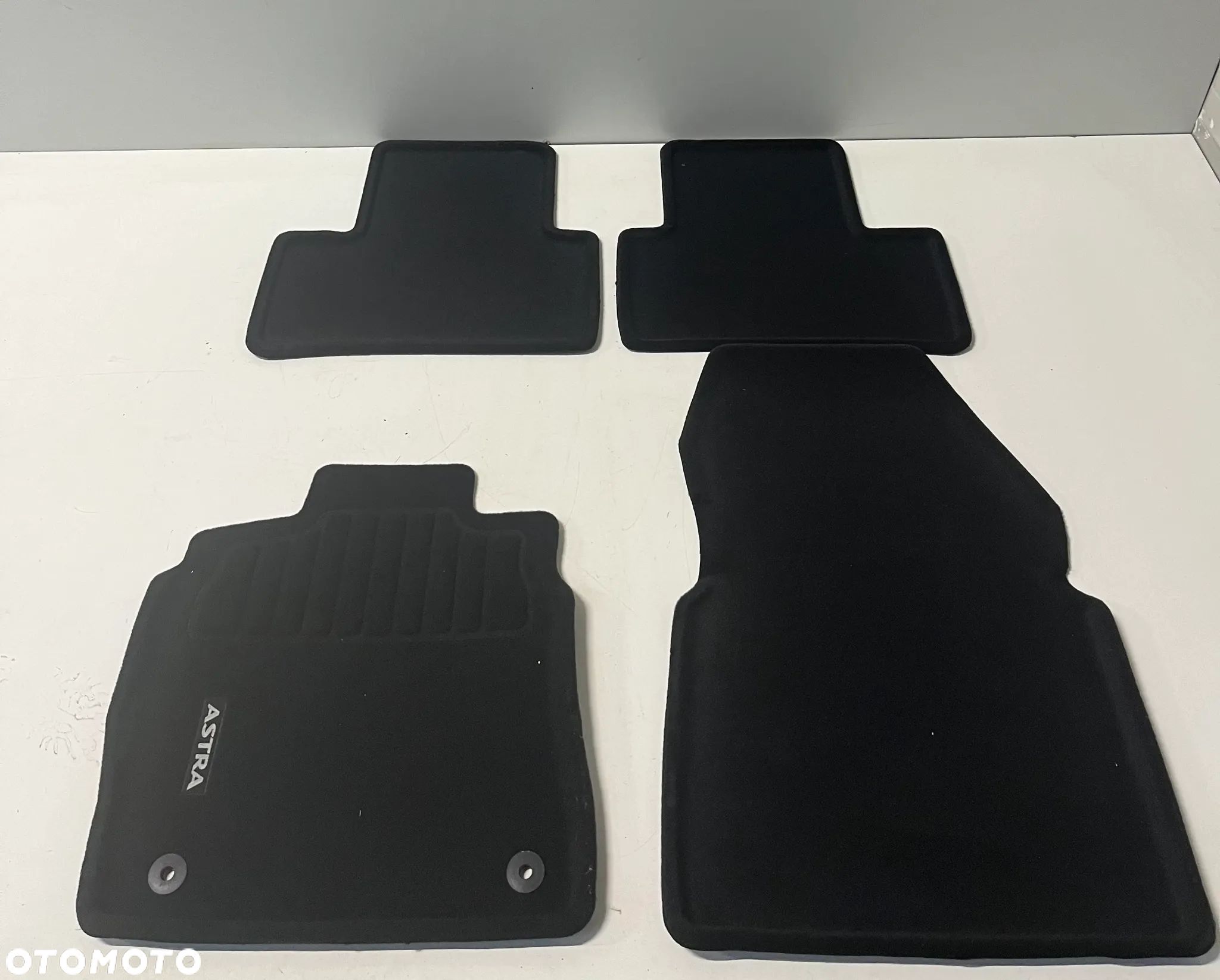 Komplet Dywaników Welurowych 3D Astra L OE 1686228980 - 1