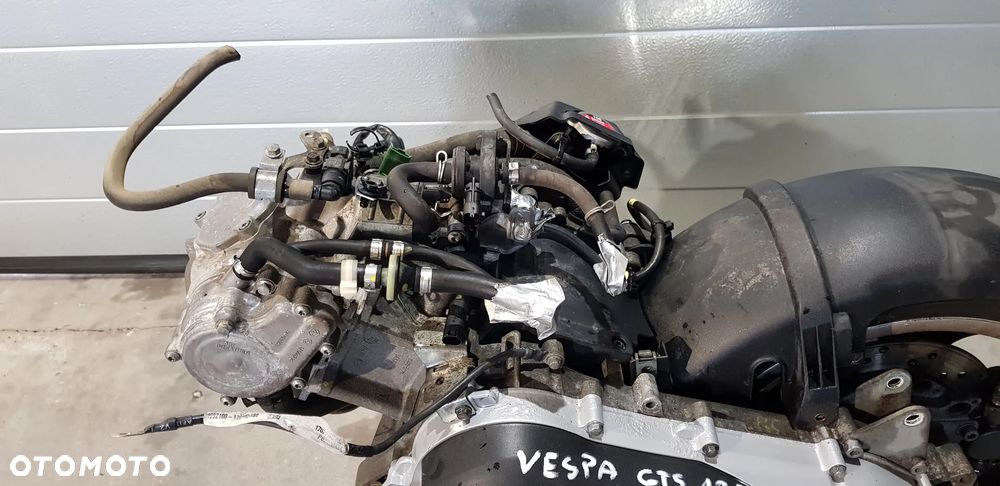 Piaggio Vespa GTS 125 Silnik Kompletny 16478 km - 3