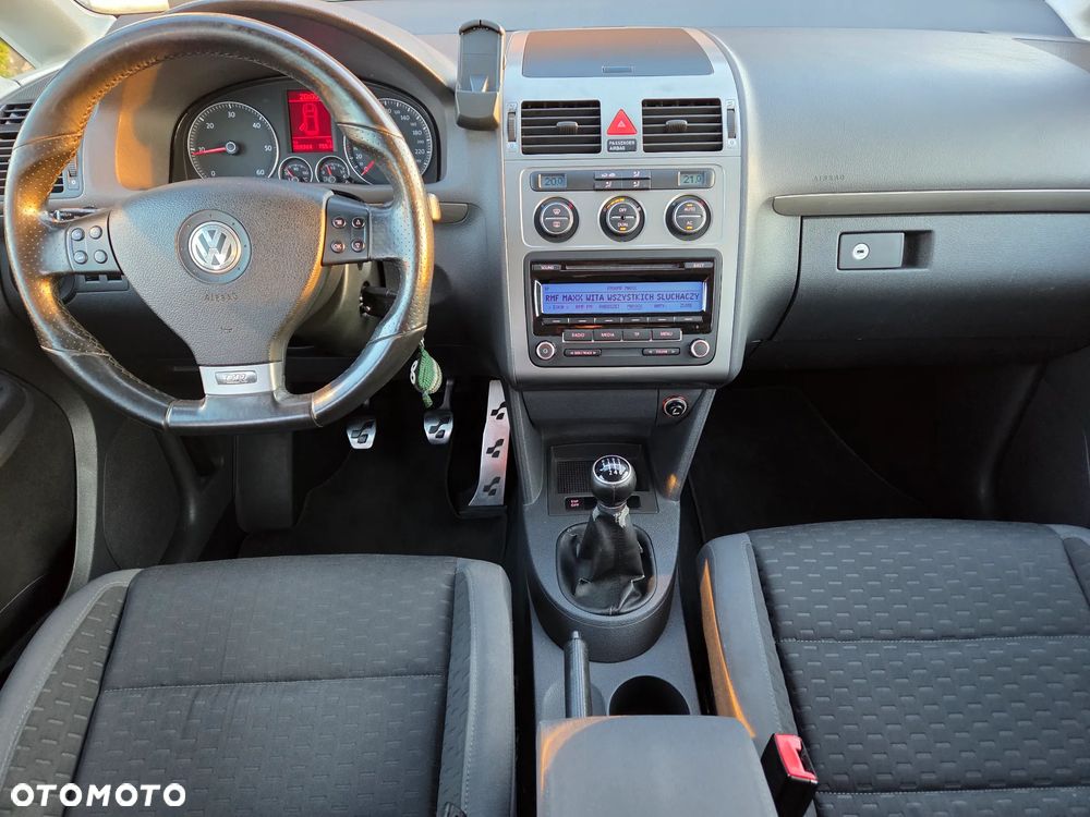 Volkswagen Touran 2.0 TDI Q-Line - 19