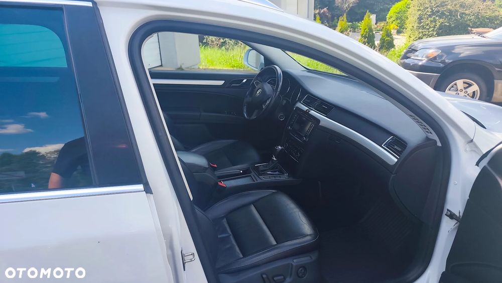 Skoda Superb 3.6 FSI 4x4 Platinum Outdoor DSG - 27