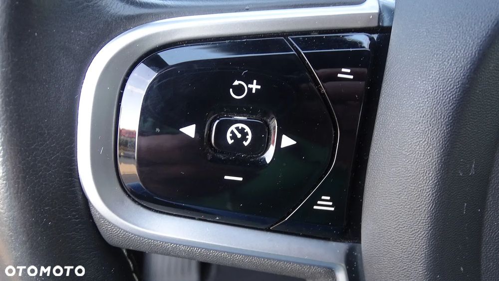 Volvo XC 60 B4 D AWD Geartronic Inscription - 19