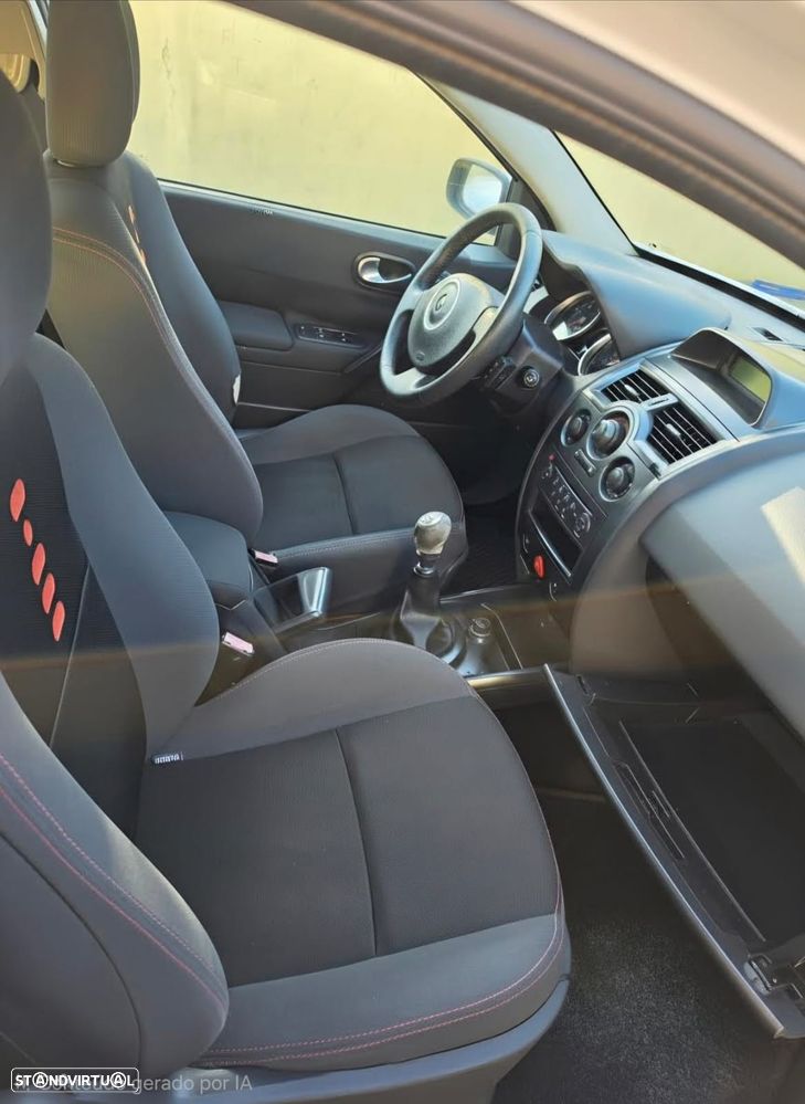 Renault Mégane - 6