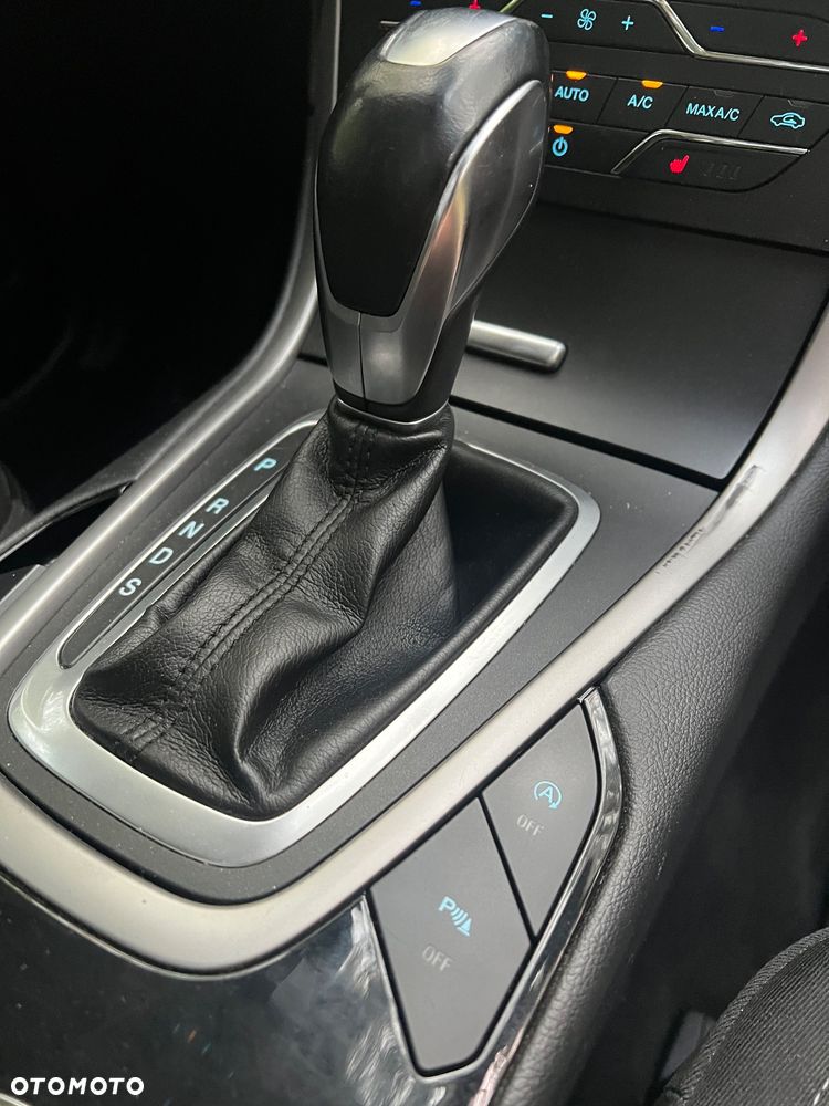 Ford S-Max 2.0 EcoBlue Titanium - 27