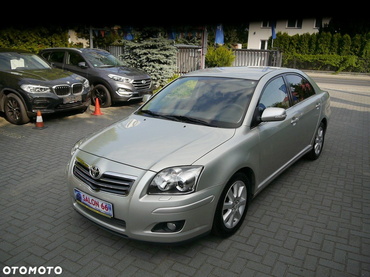 Toyota Avensis 1.8 VVT-i Sol - 4