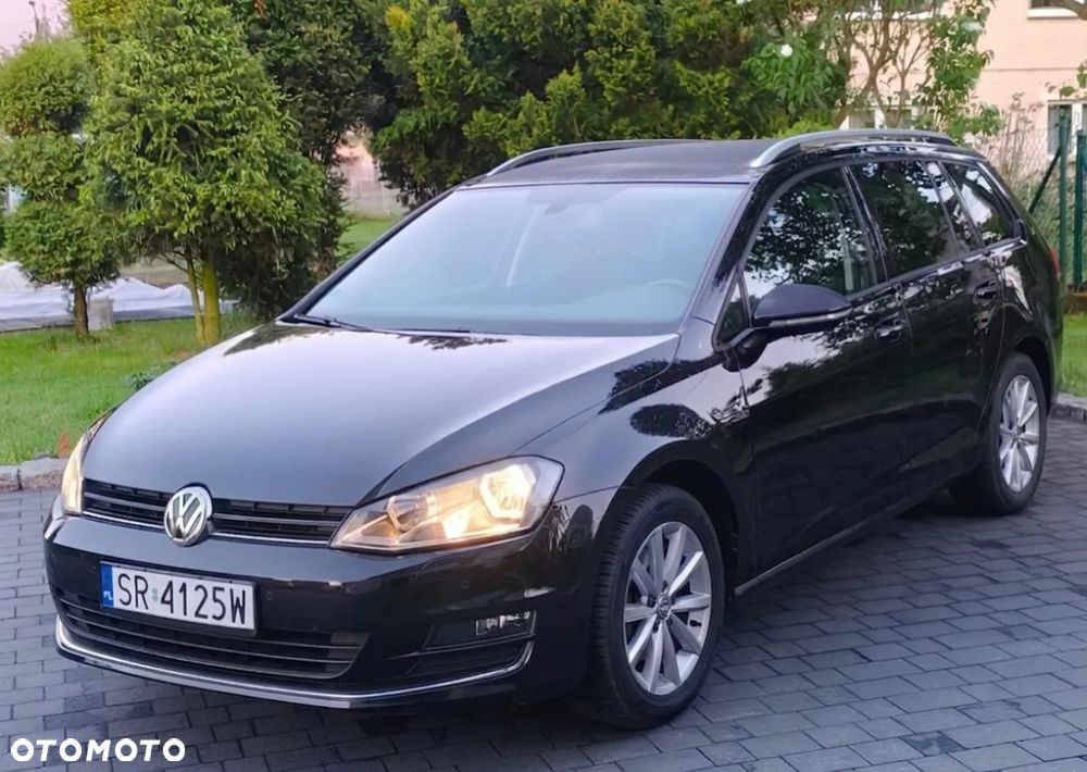 Volkswagen Golf - 1