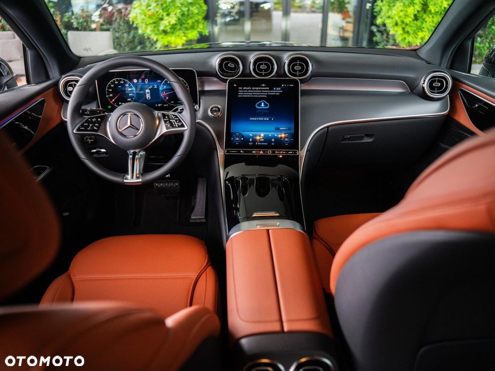 Mercedes-Benz GLC - 19