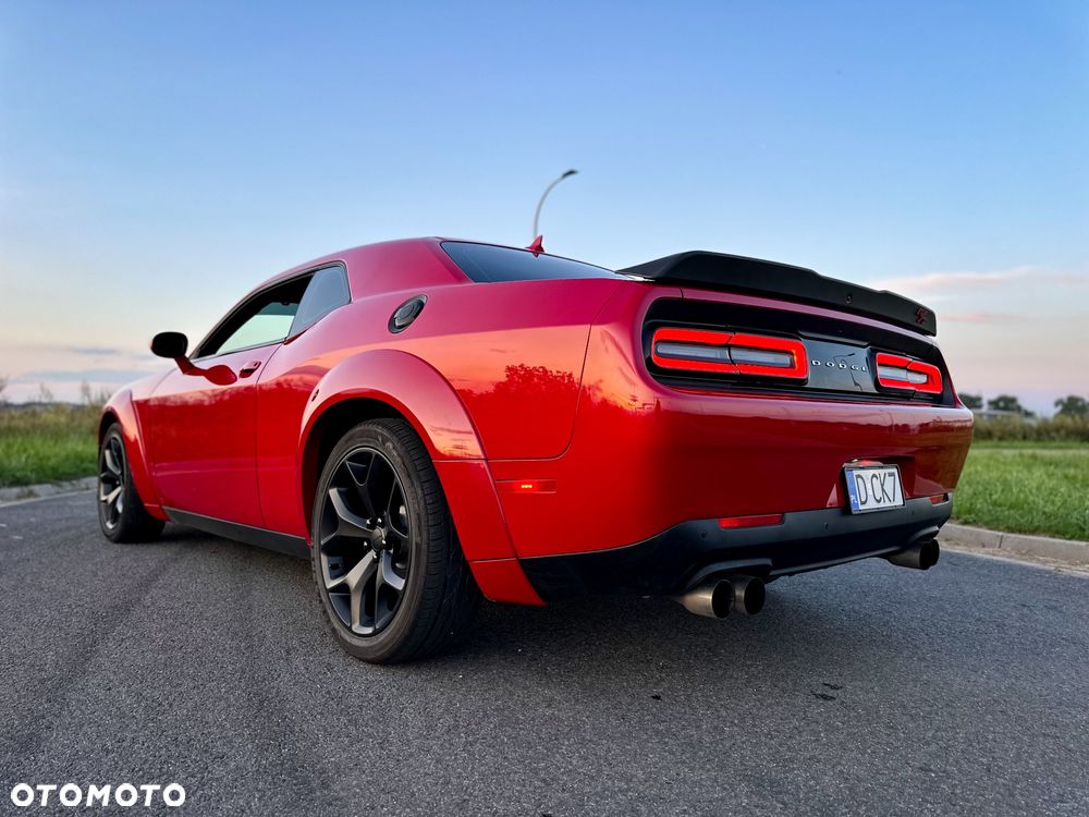 Dodge Challenger Automatik R/T Plus - 23