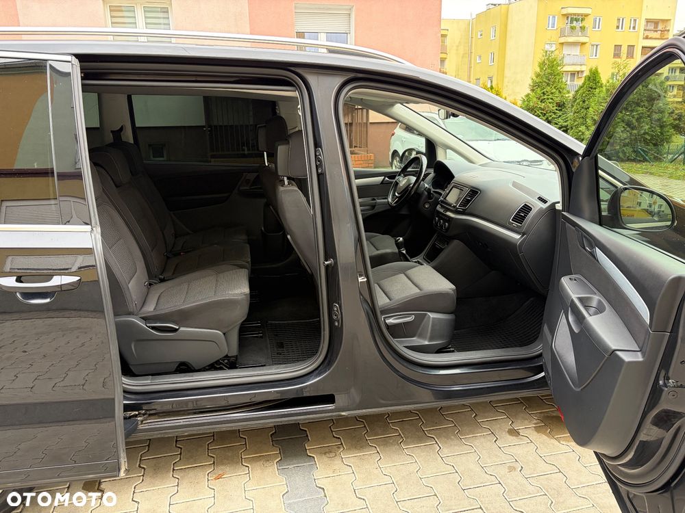 Volkswagen Sharan - 26