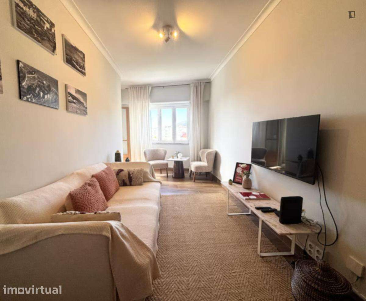 Apartamento com 3 quartos - localizado em Setubal - Grande imagem: 4/23