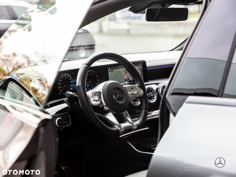 Mercedes-Benz CLA AMG 35 4-Matic 7G-DCT - 21