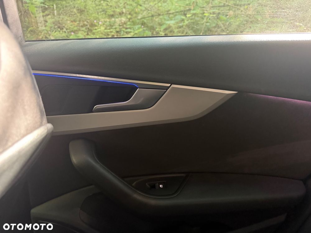 Audi A4 Limousine 35 TFSI mHEV Advanced S tronic - 21