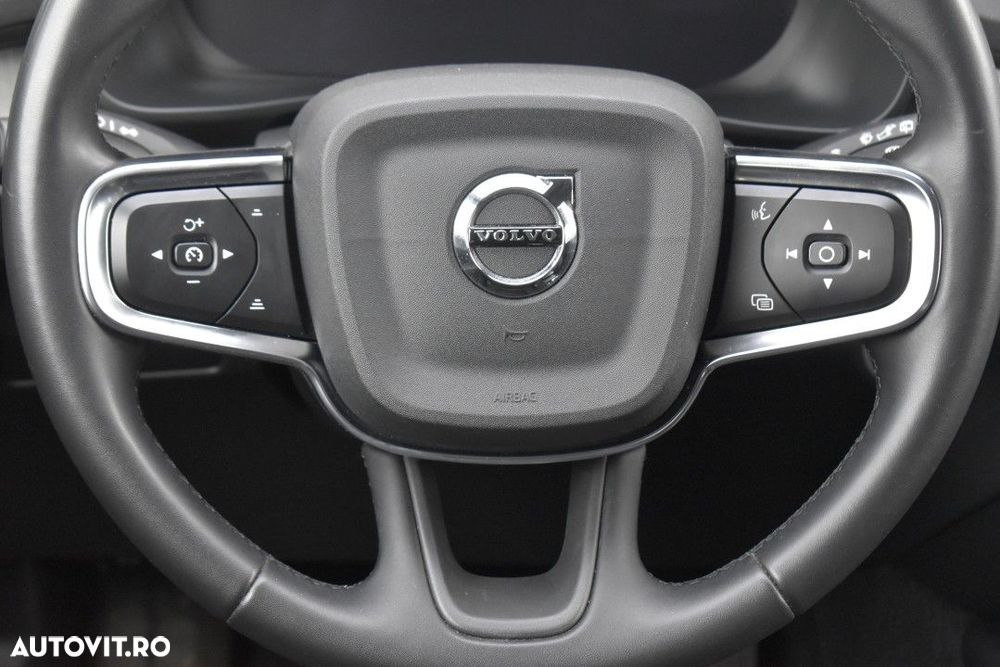 Volvo XC 40 - 34