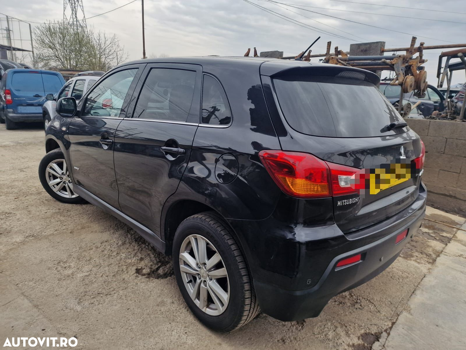 Dezmembram Mitsubishi ASX 2012 1.8DI-D 4N13 4x4 Manual - 5