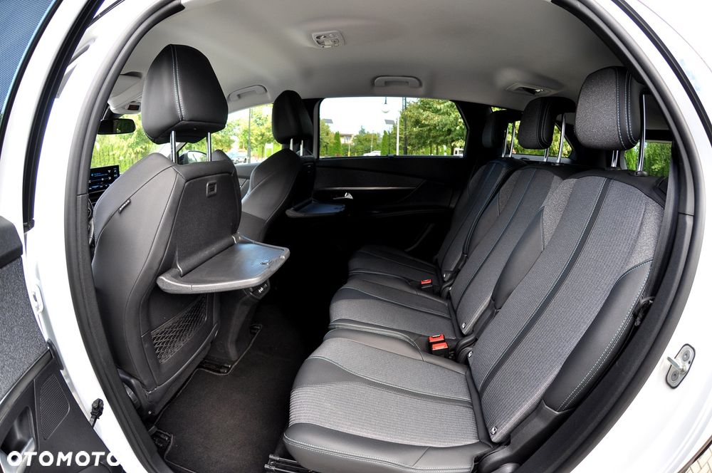 Peugeot 5008 BlueHDi 130 Allure - 22