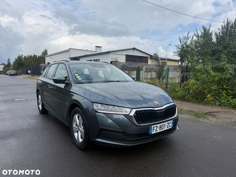 Skoda Octavia 2.0 TDI SCR Style DSG - 2