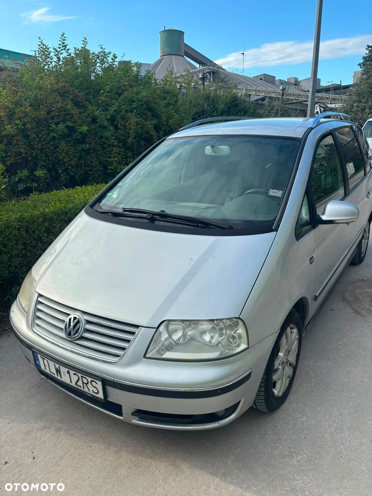 Volkswagen Sharan 1.9 TDI Basis - 1