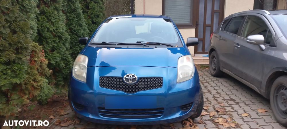 Toyota Yaris 1.0 Base - 2