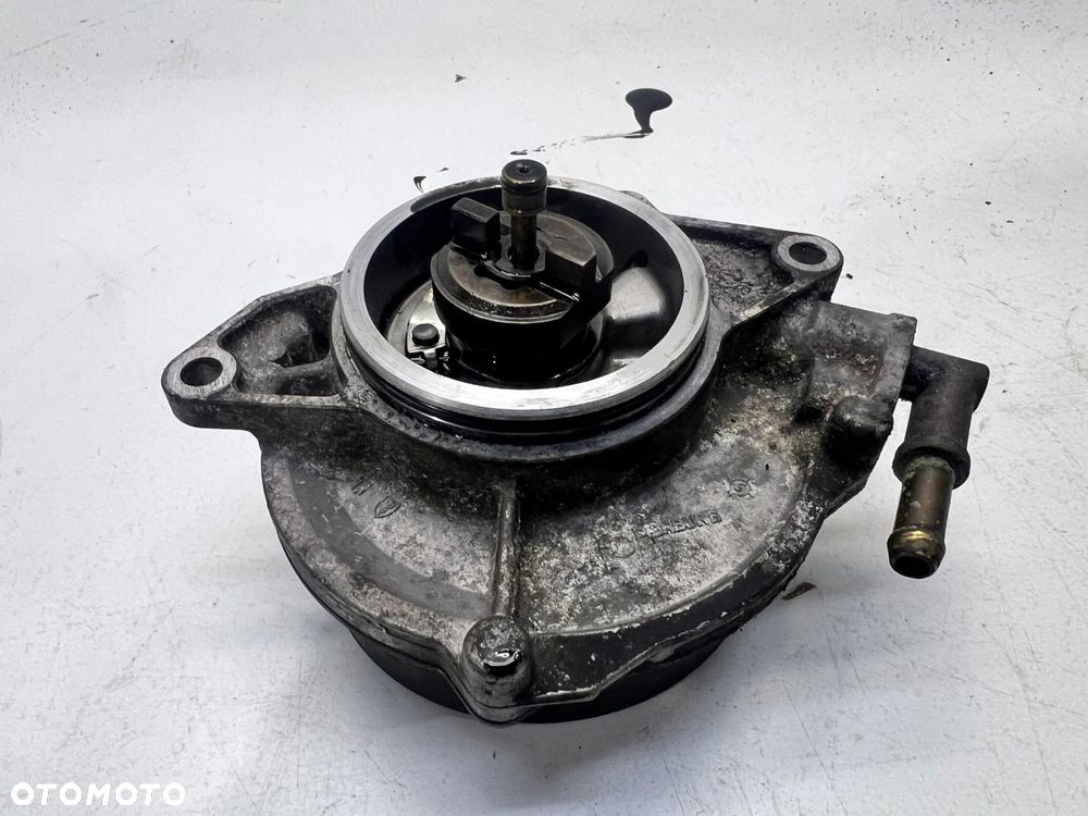 POMPA VACUM AUDI 3.0 TDI 057145100P - 5