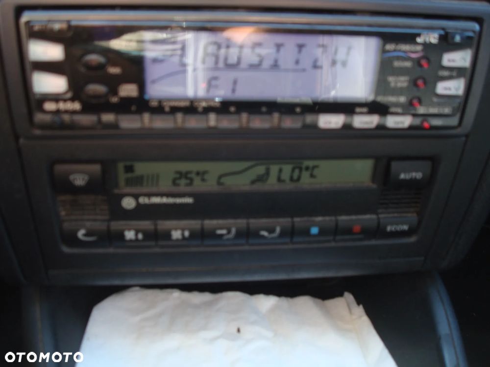 Volkswagen Golf 1.6 Tour Edition - 19