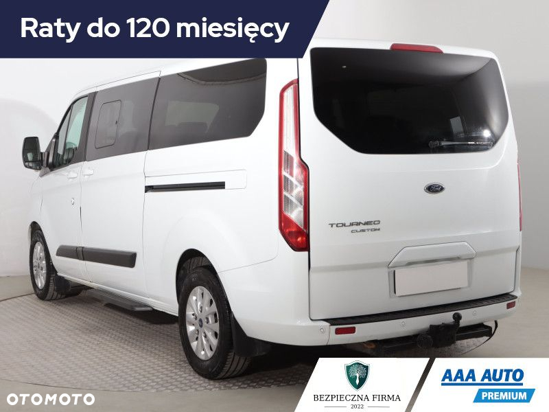 Ford Tourneo Custom - 5