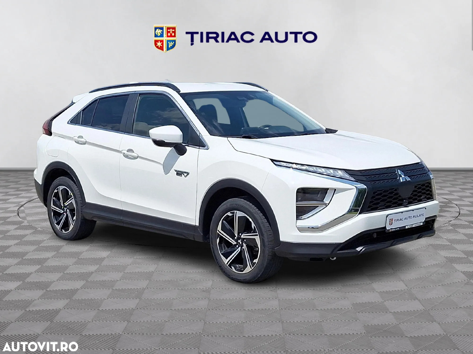 Mitsubishi Eclipse-Cross - 8