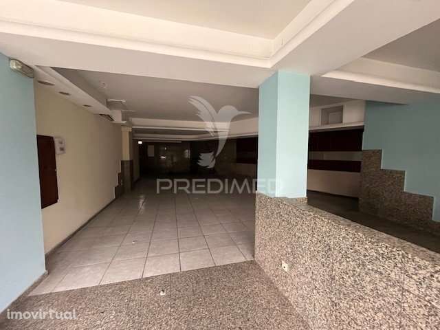 Loja em Guimarães - Grande imagem: 3/9