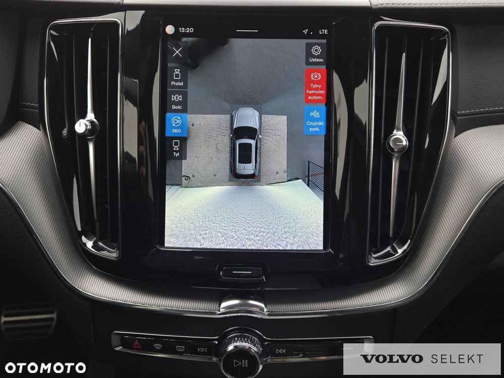 Volvo XC 60 T8 Plug-In Hybrid AWD R-Design - 19