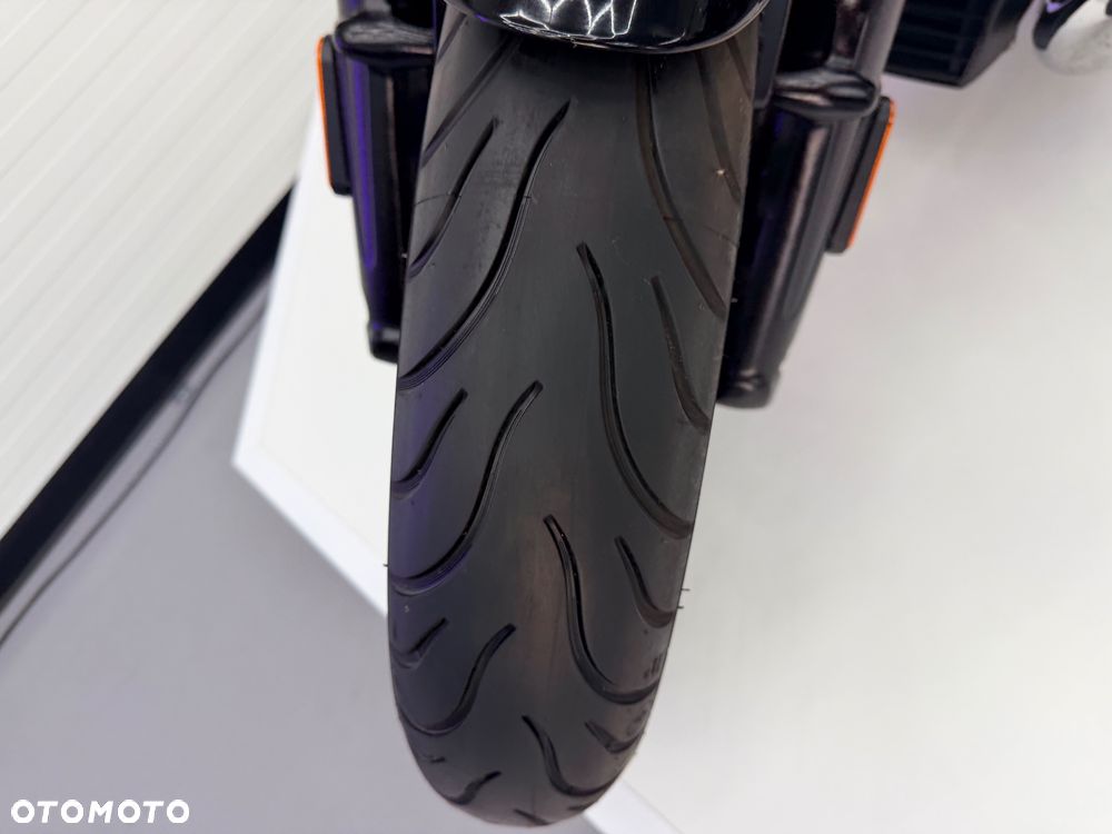 BMW R - 18