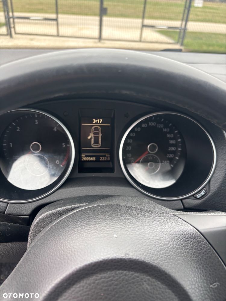 Volkswagen Golf - 15