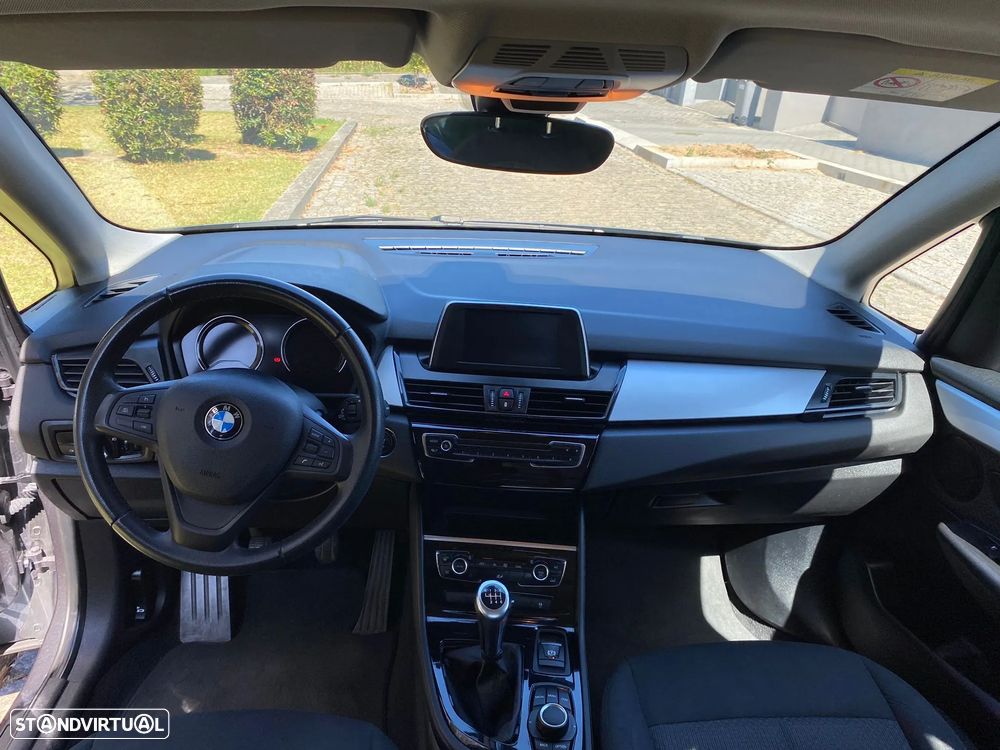 BMW 216 Active Tourer d Line Sport - 9