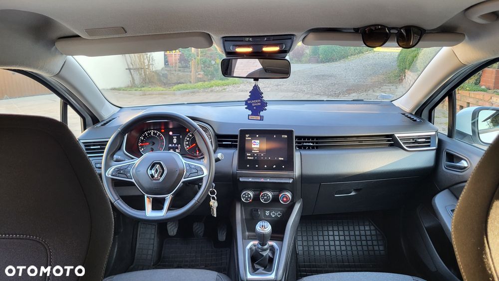 Renault Clio - 7