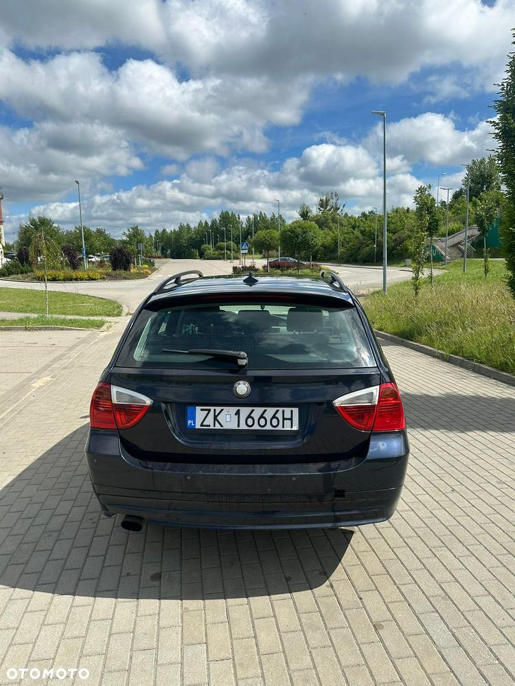 BMW Seria 3 320d - 5