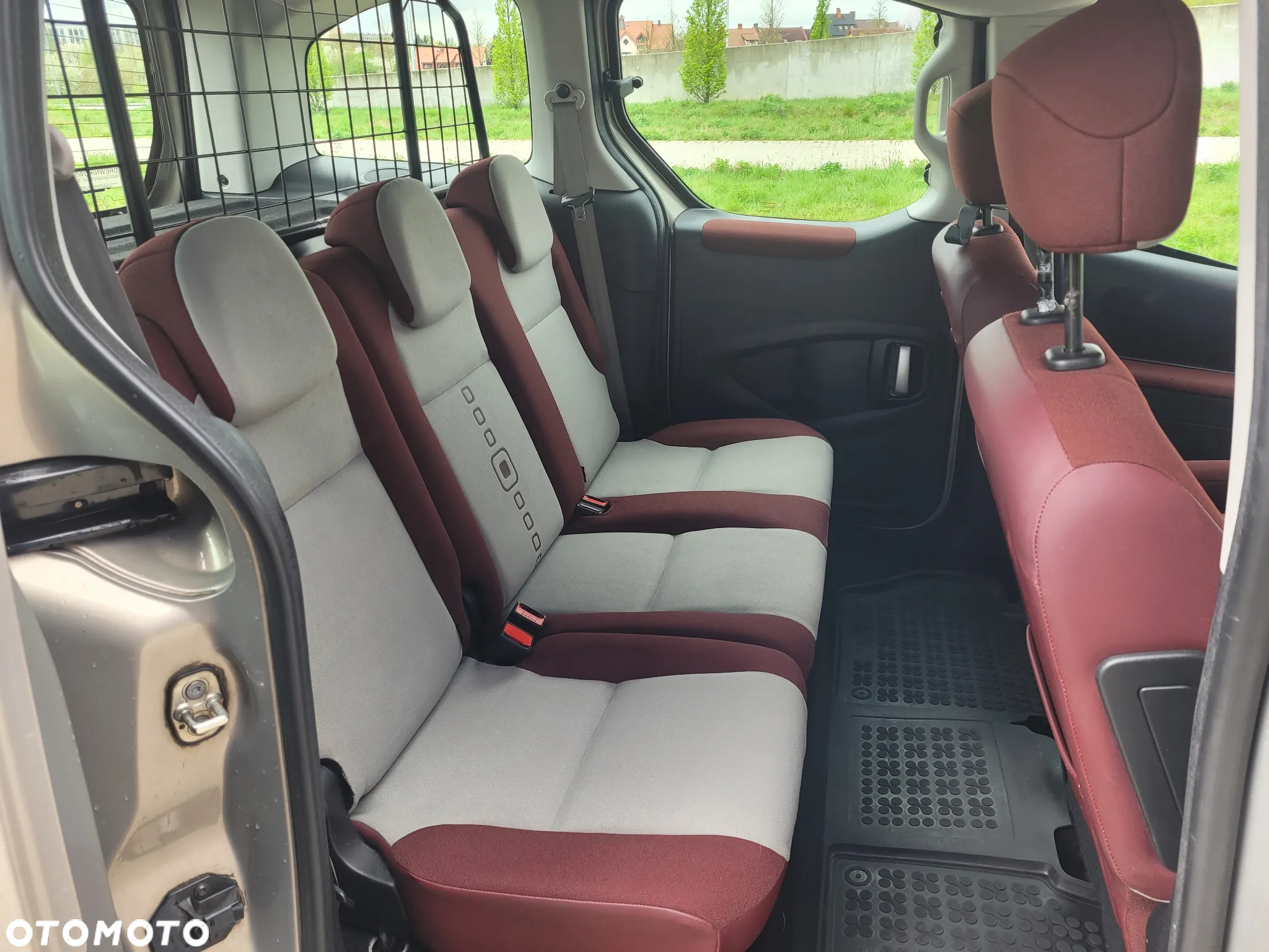 Citroën Berlingo II 1.6 HDi Multispace - 13