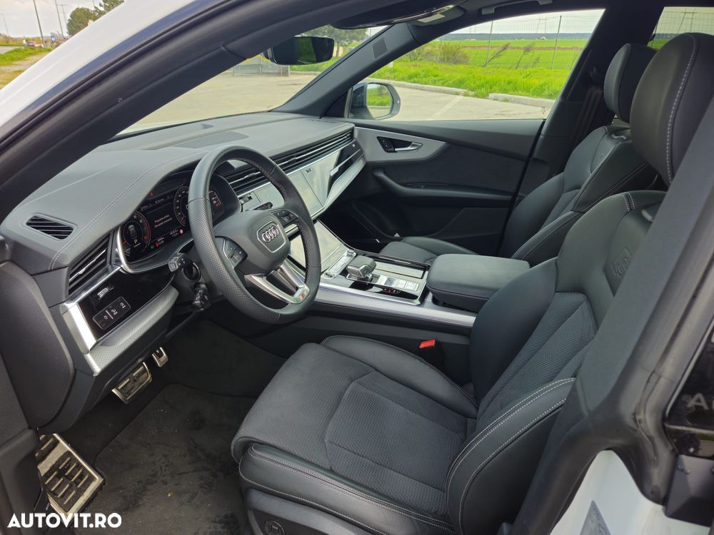Audi Q8 55 TFSI quattro Tiptronic MHEV - 16