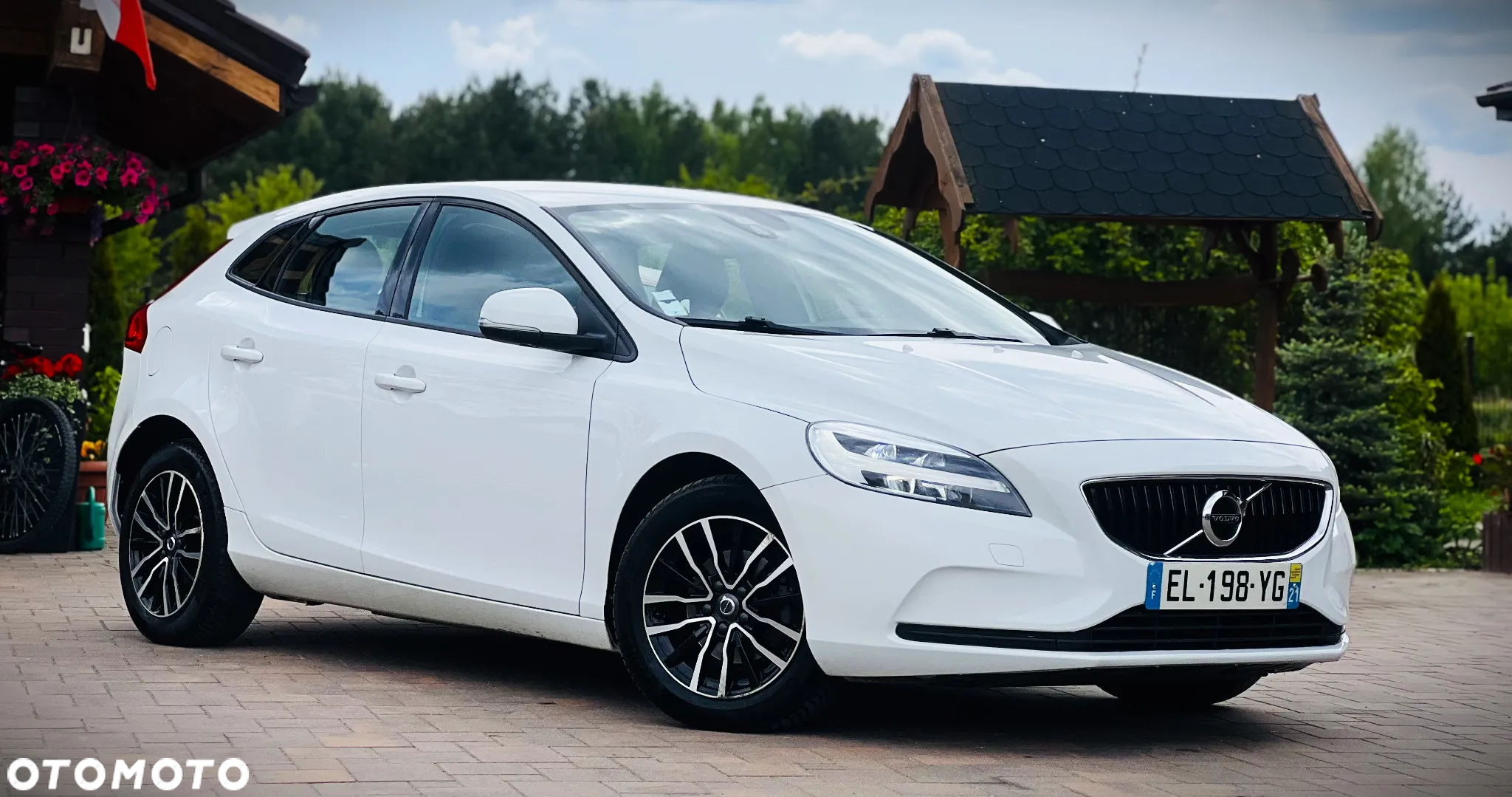 Volvo V40 D2 Drive-E Momentum - 16