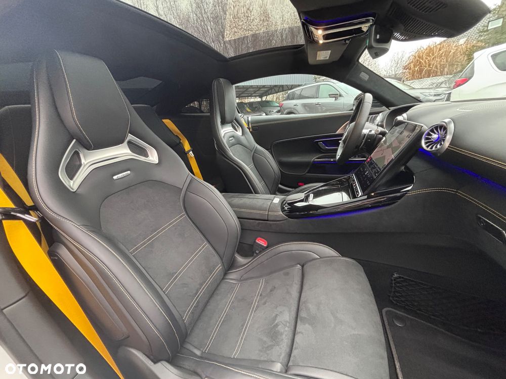 Mercedes-Benz AMG GT - 27