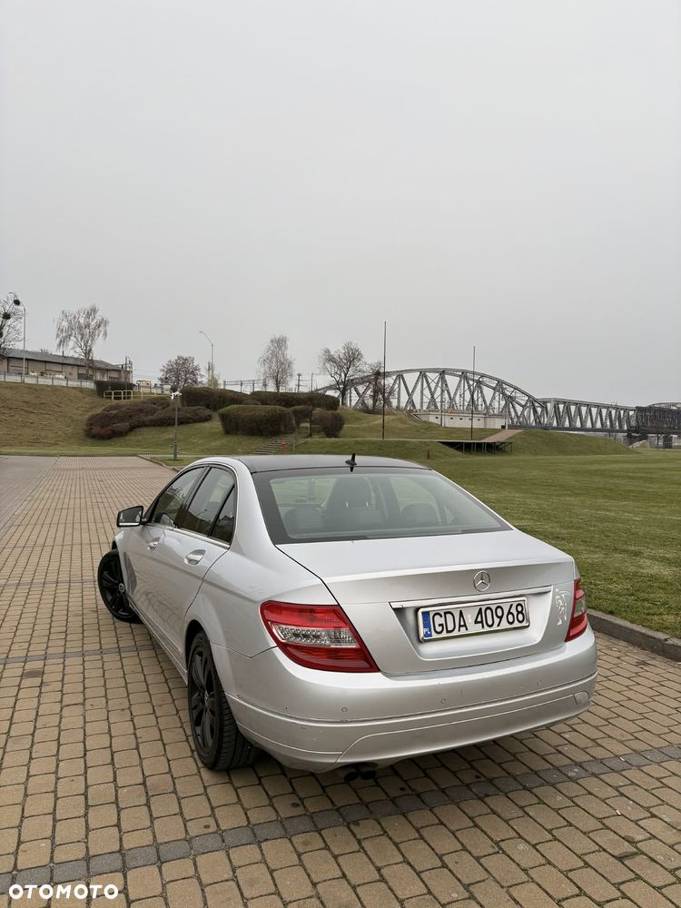 Mercedes-Benz Klasa C 180 K BlueEff Classic - 8