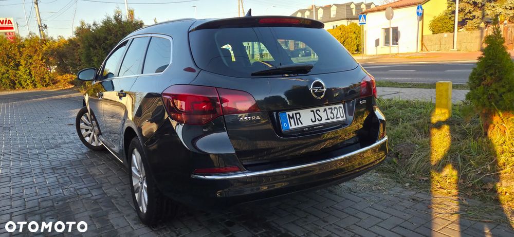 Opel Astra 1.7 CDTI DPF Exklusiv - 10