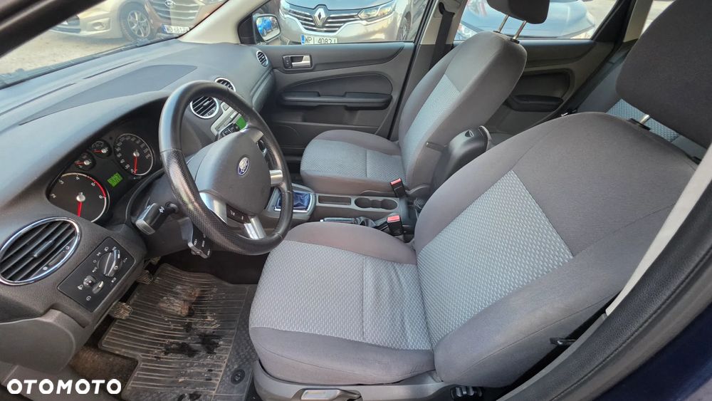 Ford Focus SW 1.6 TDCi Trend + - 12