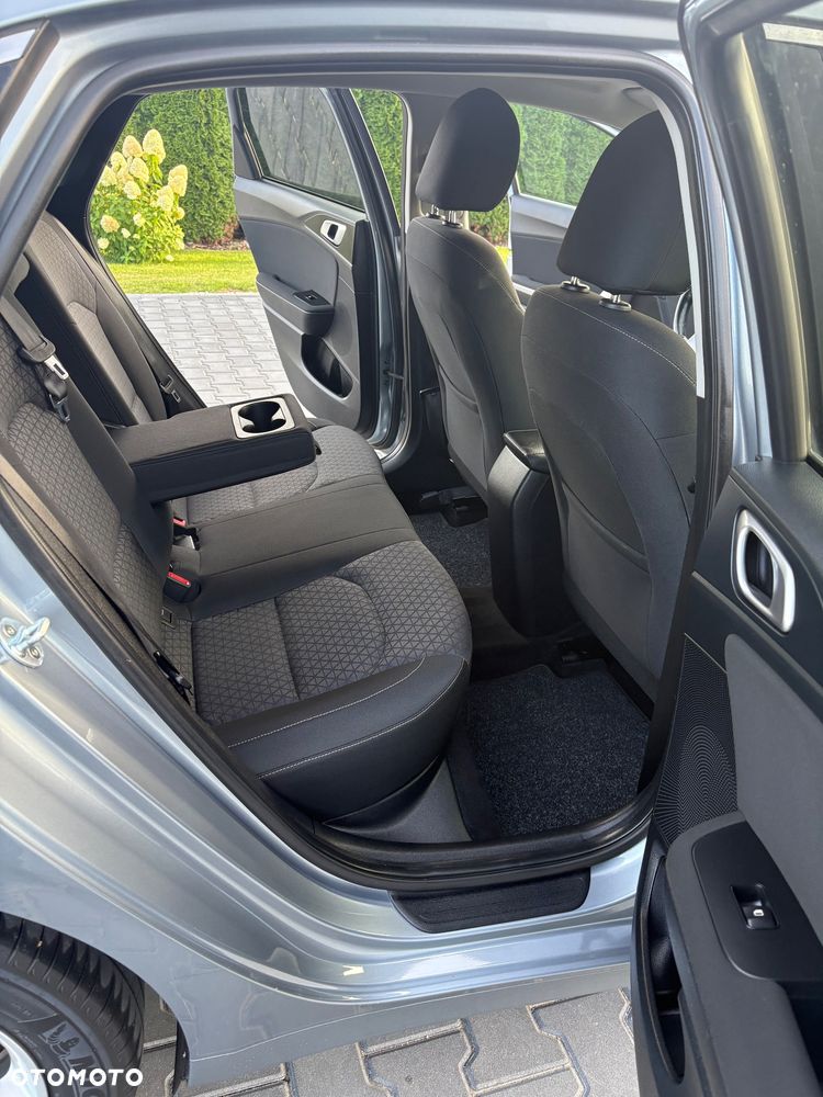 Kia Ceed 1.6 CRDi 136 ISG Dream-Team Edition - 17